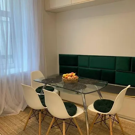 Erts Dzivoklis Pasa Rigas Centra Ideala Vieta *