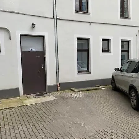 Erts Dzivoklis Pasa Rigas Centra Ideala Vieta Lägenhet